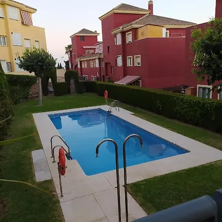 En Campo De Golf Y Cerca De La Playa