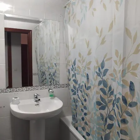 Apartment En Campo De Golf Y Cerca De La Playa Velez Malaga